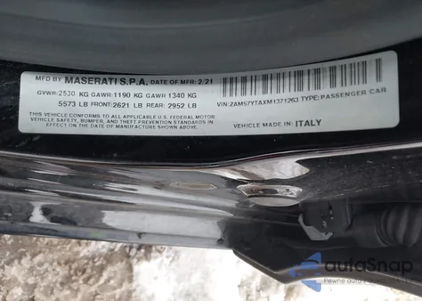 2021 Maserati Ghibli S Q4 из США, поврежденный, VIN ZAM57YTAXM1371263